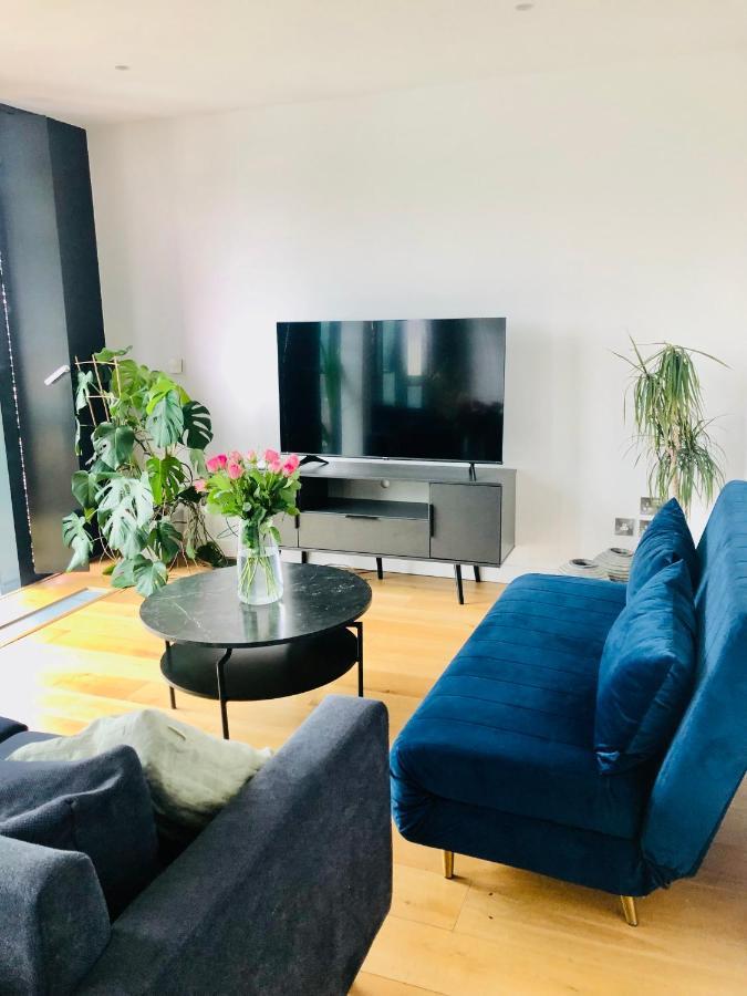 Luxury 2 Bedroom Apartment 20 Min From Central Londyn Zewnętrze zdjęcie