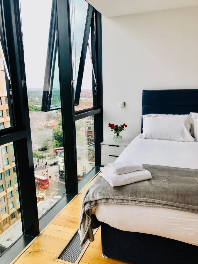 Luxury 2 Bedroom Apartment 20 Min From Central Londyn Zewnętrze zdjęcie