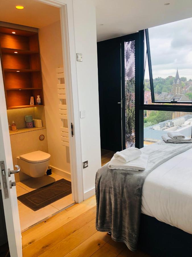 Luxury 2 Bedroom Apartment 20 Min From Central Londyn Zewnętrze zdjęcie