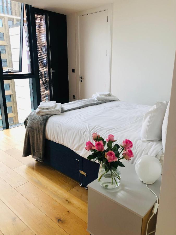 Luxury 2 Bedroom Apartment 20 Min From Central Londyn Zewnętrze zdjęcie